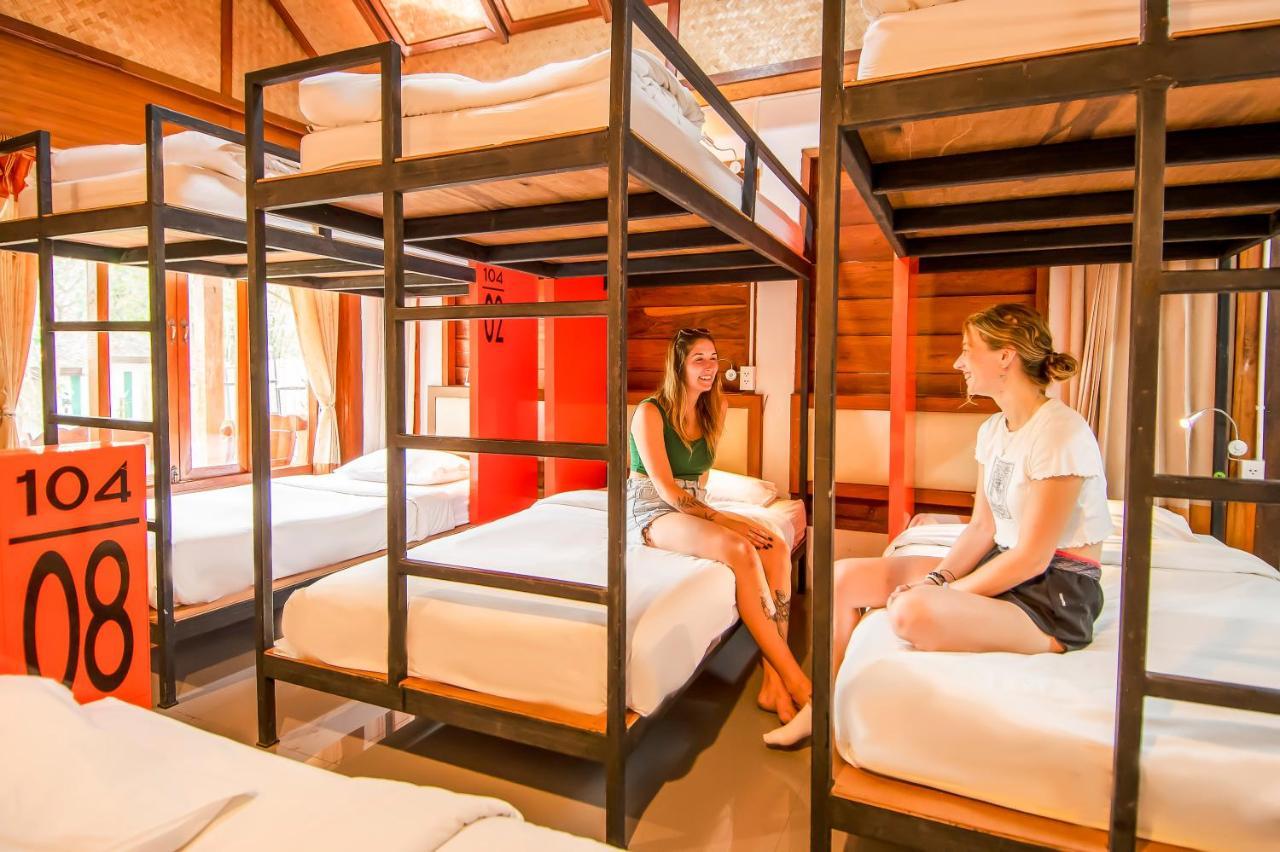 Mad Monkey Pai Hostel ภายนอก รูปภาพ