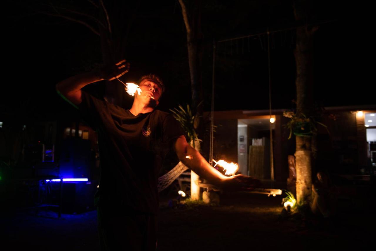 Mad Monkey Pai Hostel ภายนอก รูปภาพ